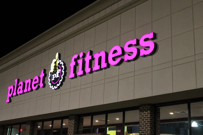 Planet+Fitness+works+out+for+Tunstall+students