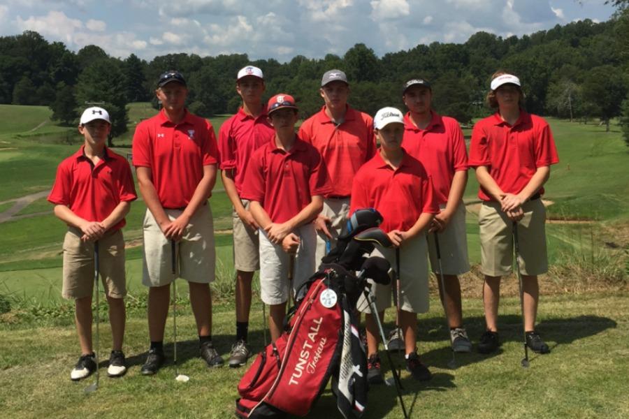 From left to right: Noah White, Justin Fuller, Garrett VanAllen, William Davis, Layne Pritchett, Sean Gunter, Dylan Martin, and Owen Felts. 