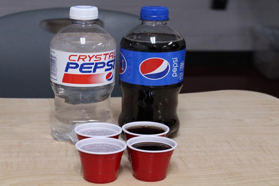 Students try new Pepsi product
