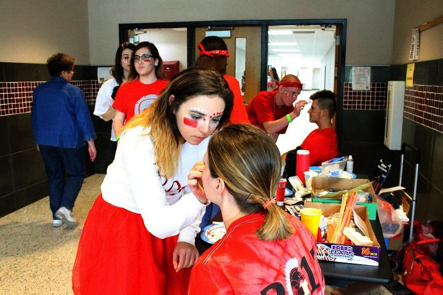 Heather McCubbins paints Taylor Culpeppers face during second lunch.