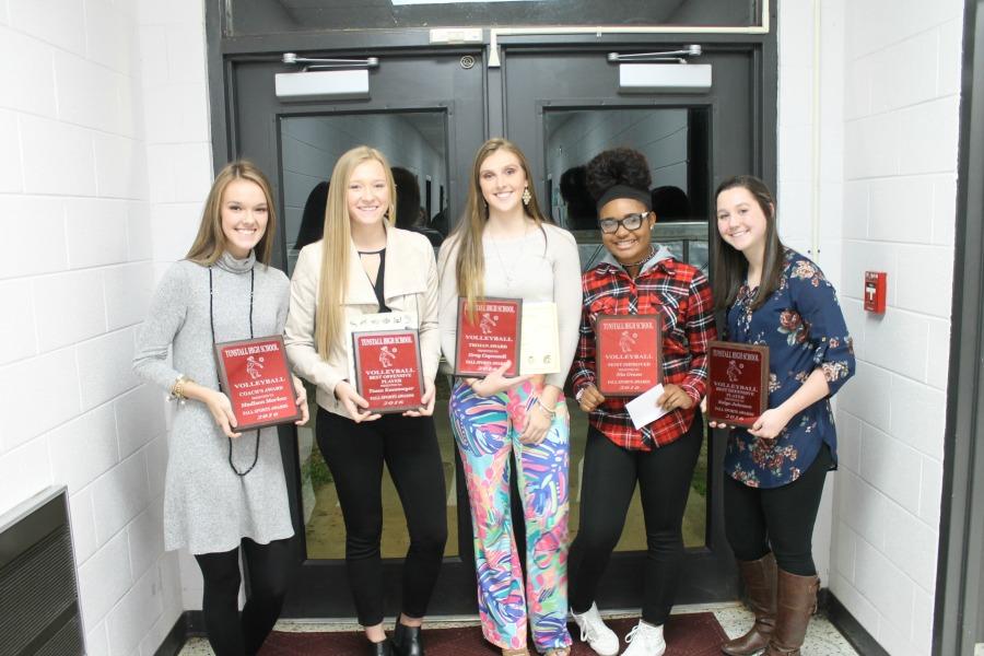 From left to right: Madison Marlow, Tessa Kaesmeyer, Grey Capozzoli, Nia Green, and Saige Johnson. 