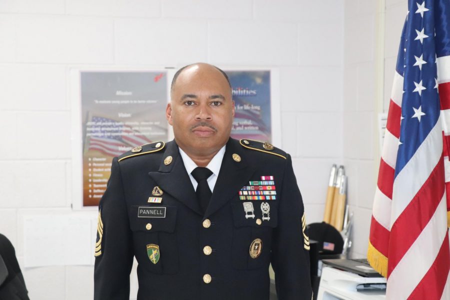 Master+Sgt+Pannell+joins+Tunstall+ranks