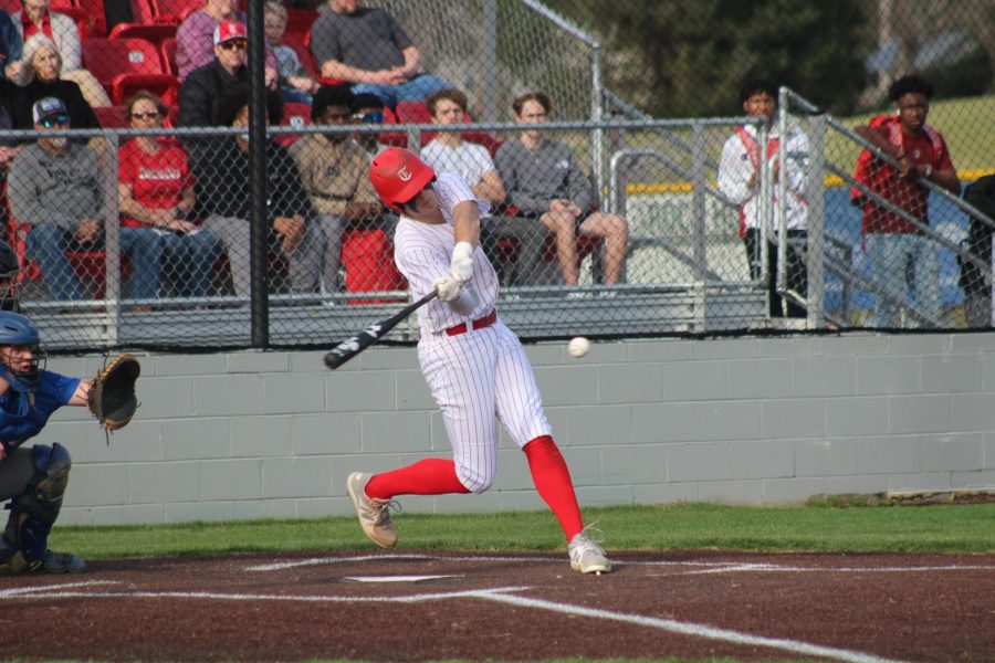 Tunstall baseball falls to Dan River, beats Cavs and Cougars