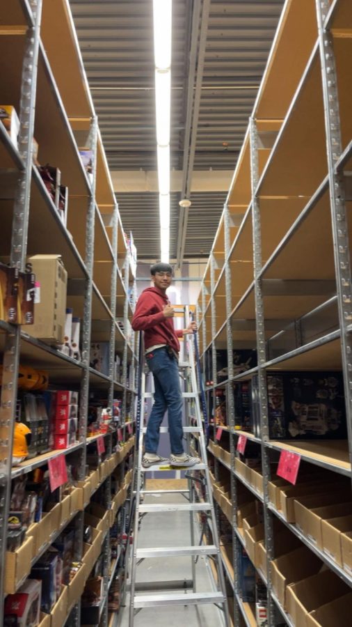 Junior Edwin Diaz working at Target