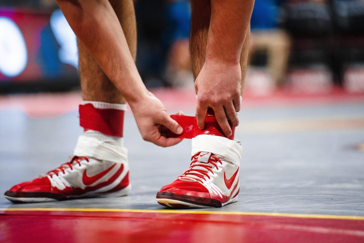 Behind the scenes of wrestling and cutting weight